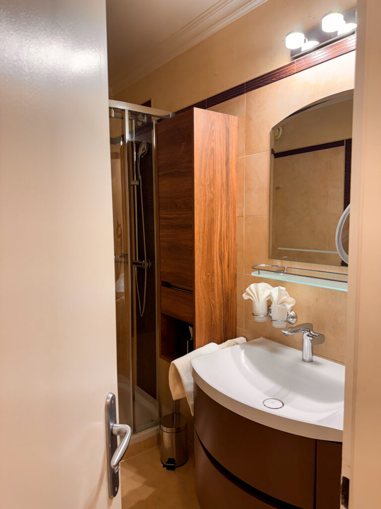 Wellnessresidenz Alpenrose bathroom